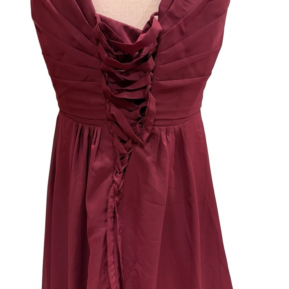 Women’s Size 16 Burgundy Sleeveless Ruched Maxi Dress Lace Back Formal Gown - Picture 10 of 16